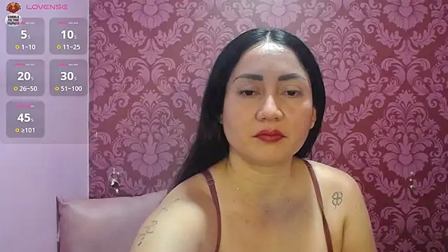 Snapshot of juliana_diaz chatting on 06-12-26, 11:42 juliana diaz online show from 06-12-26, 11:42