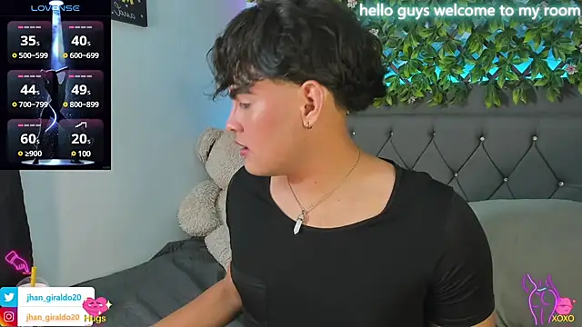 Snapshot of kamii_22 chatting on 01-20-25, 06:21 kamii 22 online show from 01-20-25, 06:21