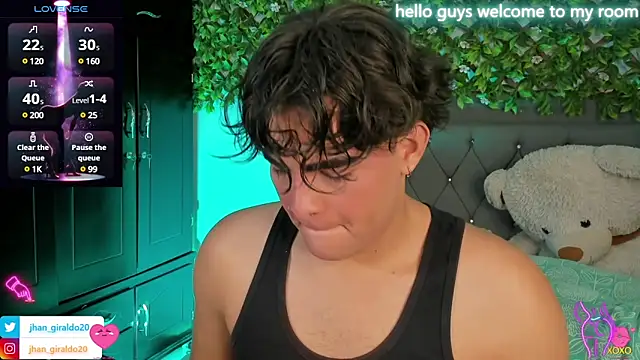 Snapshot of kamii_22 chatting on 02-01-25, 12:58 kamii 22 online show from 02-01-25, 12:58