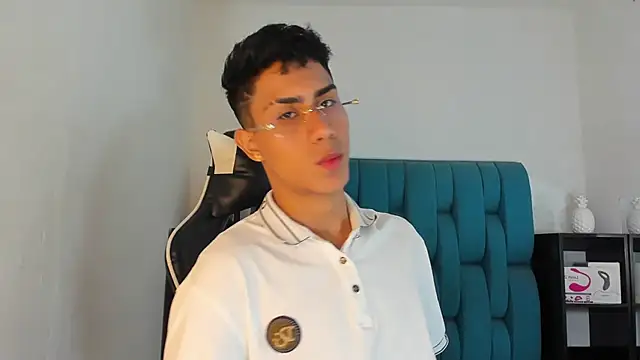 AlanNaughty online show from 03-02-25, 03:02