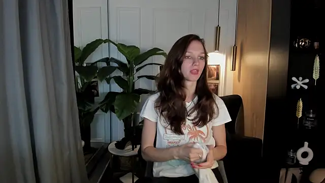 MirandaGlow online show from 06-28-26, 05:46