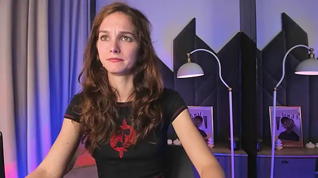 MirandaGlow online show from 07-12-26, 05:42