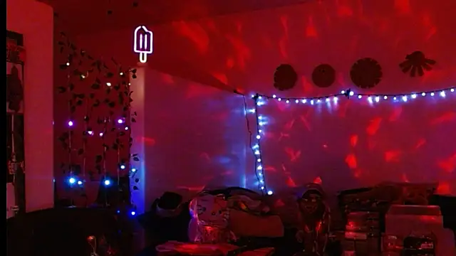 mycock2474u online show from 03-01-25, 04:37