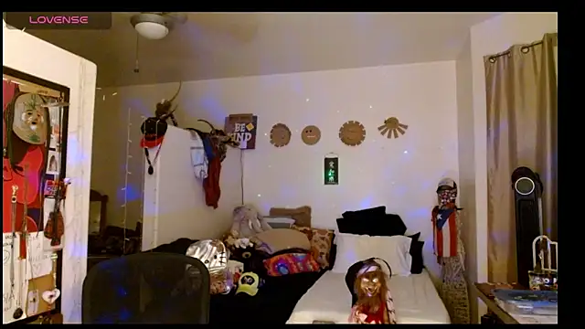 mycock2474u online show from 09-10-25, 02:00