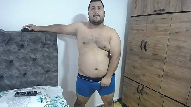 Snapshot of santi_hothot chatting on 09-11-25, 06:52 santi hothot online show from 09-11-25, 06:52