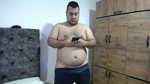 Snapshot of santi_hothot chatting on 11-19-25, 07:58 santi hothot online show from 11-19-25, 07:58