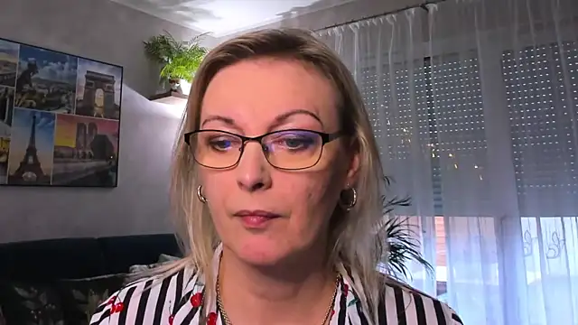 vanessa chat online show from 01-28-25, 02:21