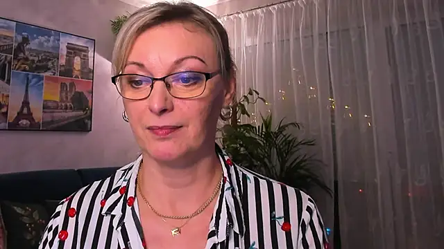 vanessa chat online show from 01-28-25, 08:47