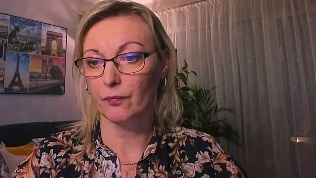 vanessa chat online show from 02-06-25, 06:13