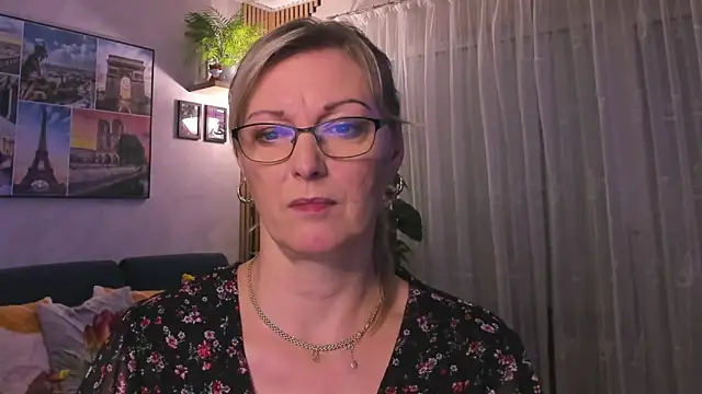 vanessa chat online show from 02-19-25, 08:52