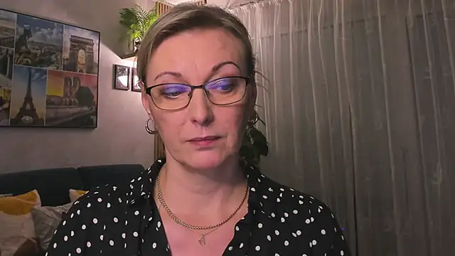 vanessa chat online show from 02-20-25, 06:02