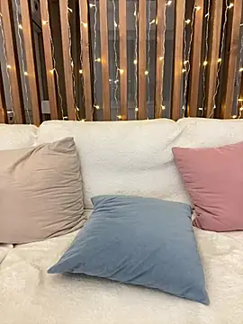 HotyWinter online show from 03-08-25, 07:42