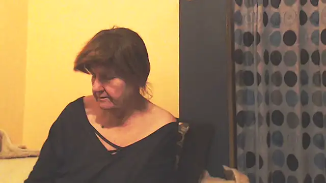 Snapshot of MioritaHard chatting on 04-22-26, 08:43 MioritaHard online show from 04-22-26, 08:43