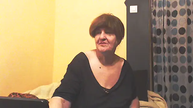 Snapshot of MioritaHard chatting on 04-23-26, 07:16 MioritaHard online show from 04-23-26, 07:16