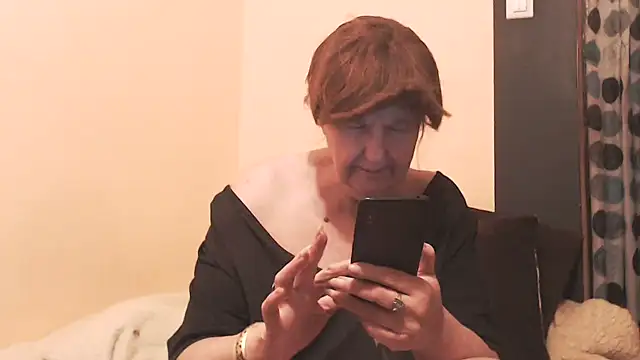Snapshot of MioritaHard chatting on 05-28-26, 08:50 MioritaHard online show from 05-28-26, 08:50
