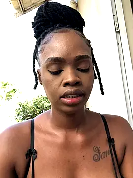 Snapshot of LuciousLips96 chatting on 10-09-25, 01:09 LuciousLips96 online show from 10-09-25, 01:09