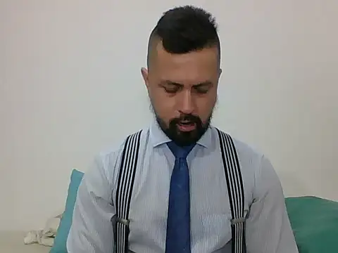 Snapshot of TRIISTAN_KING10 chatting on 12-20-24, 08:12 TRIISTAN KING10 online show from 12-20-24, 08:12