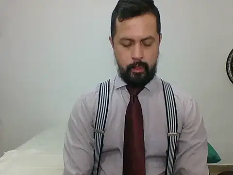 Snapshot of TRIISTAN_KING10 chatting on 01-16-25, 02:08 TRIISTAN KING10 online show from 01-16-25, 02:08