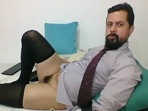 Snapshot of TRIISTAN_KING10 chatting on 02-10-25, 09:04 TRIISTAN KING10 online show from 02-10-25, 09:04