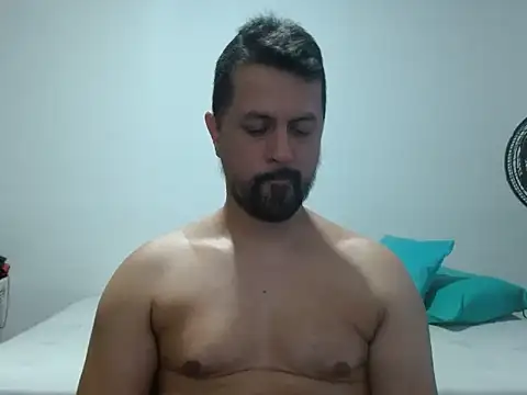 Snapshot of TRIISTAN_KING10 chatting on 11-18-25, 10:14 TRIISTAN KING10 online show from 11-18-25, 10:14