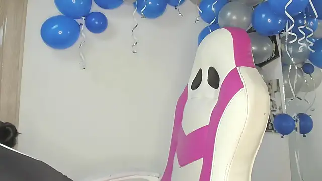 paola ih online show from 01-21-25, 05:09