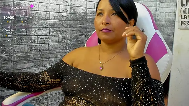 Snapshot of paola_ih chatting on 07-20-26, 01:57 paola ih online show from 07-20-26, 01:57