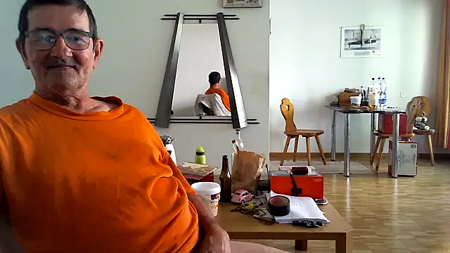 Snapshot of silvio-aus-luzern-CH chatting on 07-10-26, 08:50 silvio-aus-luzern-CH online show from 07-10-26, 08:50