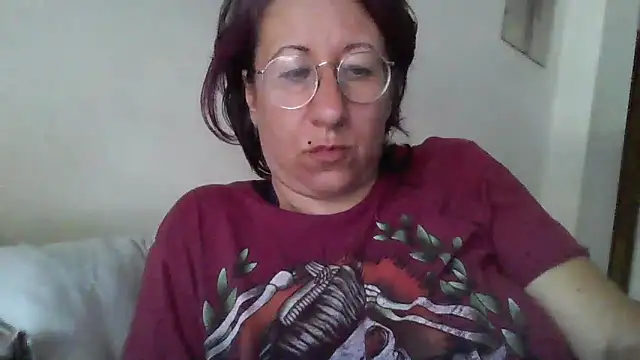 Snapshot of milkarock chatting on 06-17-26, 02:18 milkarock online show from 06-17-26, 02:18