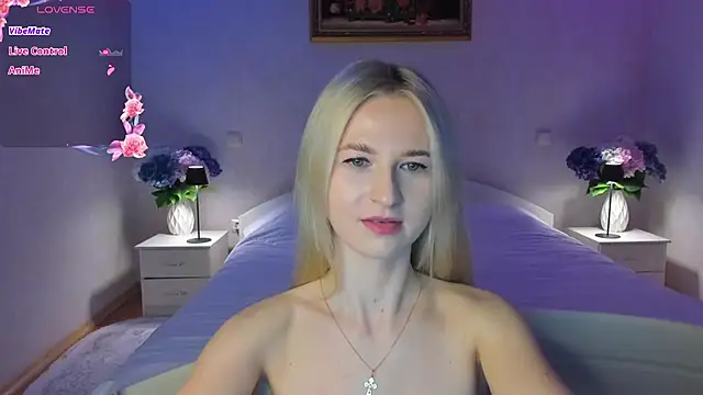 Snapshot of AnnaCarrera chatting on 04-30-26, 08:57 AnnaCarrera online show from 04-30-26, 08:57