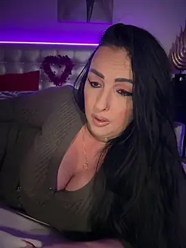 Snapshot of TiffanyRoxx chatting on 01-31-26, 07:56 TiffanyRoxx online show from 01-31-26, 07:56