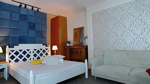 MissKora online show from 01-21-25, 08:19