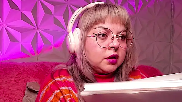 Satyn doll online show from 12-05-25, 12:08