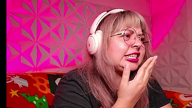 Satyn doll online show from 12-16-25, 11:32