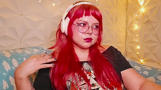 Snapshot of Satyn_doll chatting on 06-18-26, 11:20 Satyn doll online show from 06-18-26, 11:20
