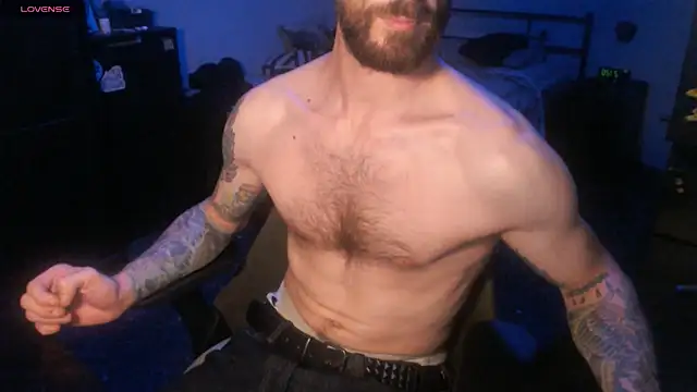 SexxxyLouis online show from 10-04-25, 07:23