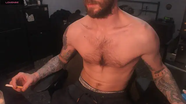 SexxxyLouis online show from 11-28-25, 08:11