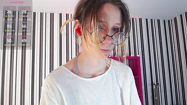  Hanna Moon  online show from 02-09-25, 07:38