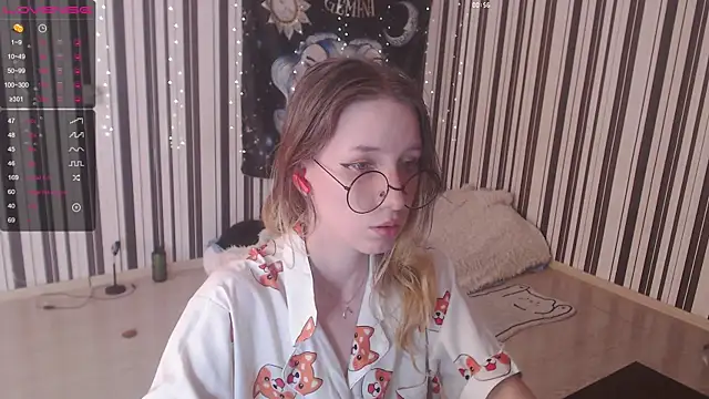  Hanna Moon  online show from 09-11-25, 10:15