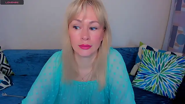 EllenMoore online show from 06-28-26, 03:12