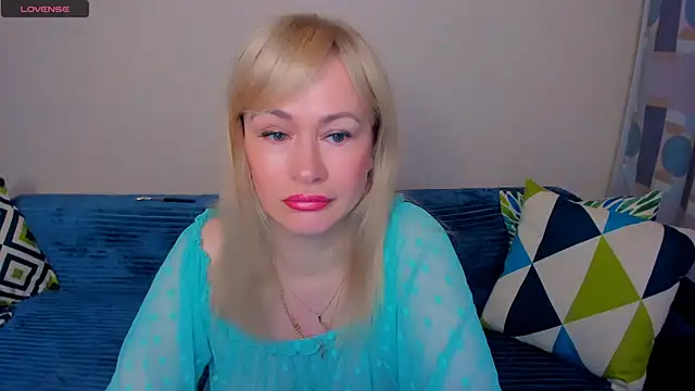 EllenMoore online show from 07-02-26, 03:06