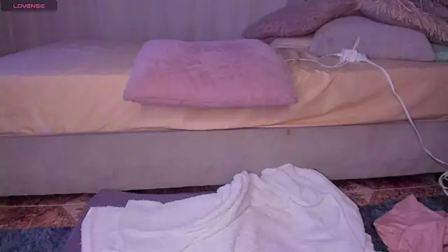 Secret chells online show from 01-23-25, 11:26