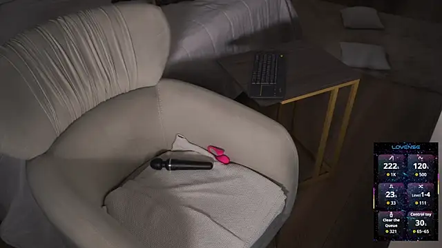 eseniyavl online show from 01-06-26, 04:27