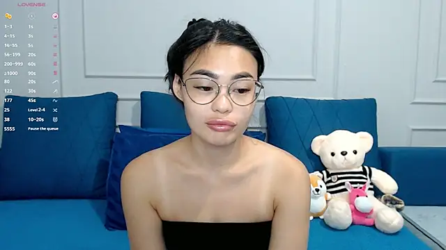 Snapshot of kwana_colada chatting on 09-29-25, 04:45 kwana colada online show from 09-29-25, 04:45