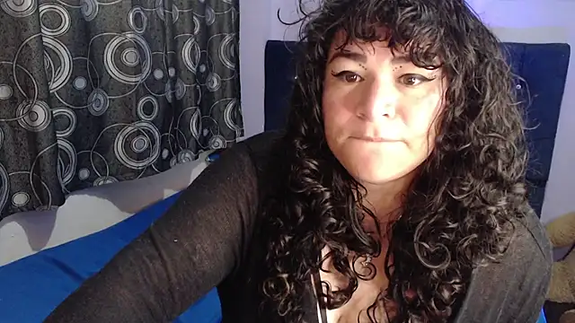 Snapshot of ANGELIQUE_KLANE chatting on 07-01-26, 02:51 ANGELIQUE KLANE online show from 07-01-26, 02:51