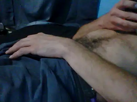 Snapshot of Bwc4u2Ride chatting on 07-11-26, 07:44 Bwc4u2Ride online show from 07-11-26, 07:44