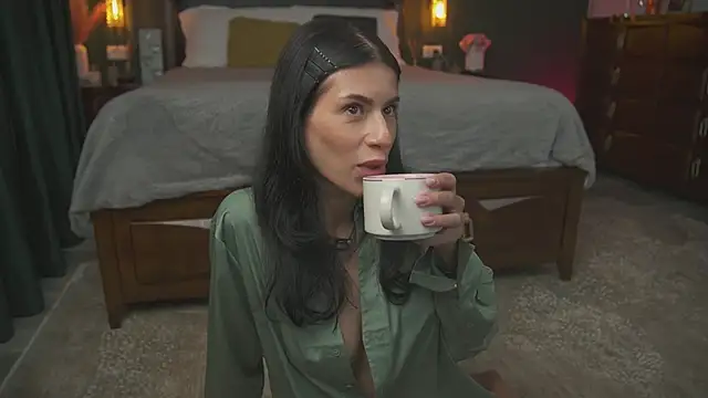 AlyonaX online show from 09-27-25, 07:19