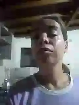 Snapshot of mari657 chatting on 02-28-25, 06:21 mari657 online show from 02-28-25, 06:21