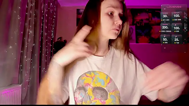 Snapshot of GoodWitch_ chatting on 03-02-25, 07:32 GoodWitch online show from 03-02-25, 07:32