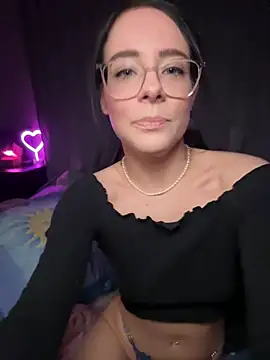 Snapshot of Carmen_Monroe chatting on 05-10-26, 08:03 Carmen Monroe online show from 05-10-26, 08:03