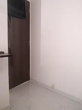 Snapshot of MumbaiMaskGirl chatting on 10-14-25, 09:43 MumbaiMaskGirl online show from 10-14-25, 09:43